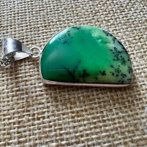 New Green Dendritic Opal Stone Silver Overlay Pendant Necklace - Picture 4 of 5